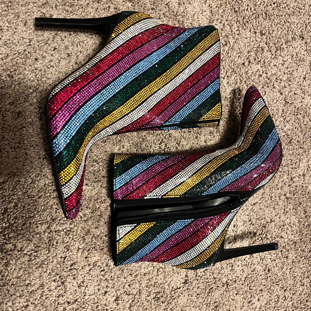 New Inc rainbow blingy booties size 7M. Awesome for the holidays!!